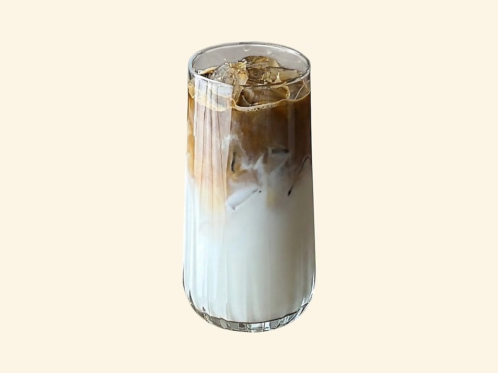 Iced Latte (Hazelnut, Whole)